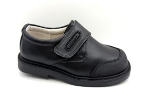 ZAPATO COLEGIAL VELCRO LISO PUNTERA