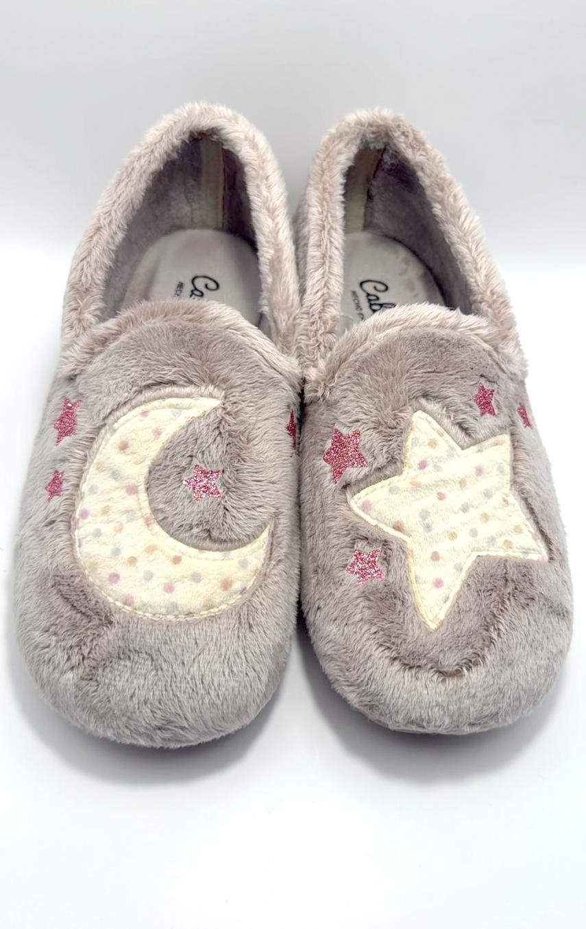 ZAPATILLA CERRADA LUNA Y ESTRELLA GOMA