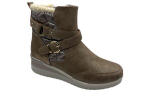 BOTIN HEBILLAS TEXTIL ABULLONADO CUÑA