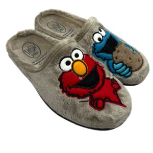 CHINELA MOSTRUO GALLETAS Y COCO