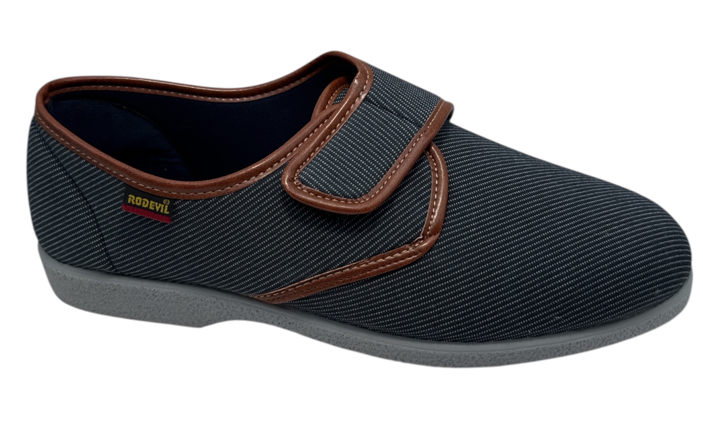 ZAPATILLA VELCRO VIVO MARRON