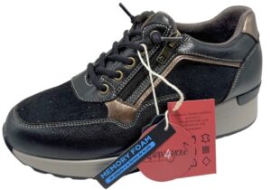 ZAPATO DEPORTIVO CREMALLERA LATERAL PIEL Ref. R600